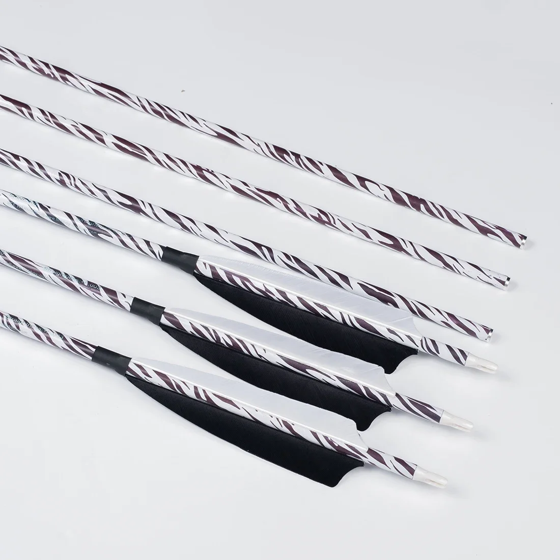 Flechas de carbono para arco tradicional de caza con plumillas - imagen 3
