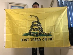 Bandera Gadsden serpiente cascabel táctica histórica USA