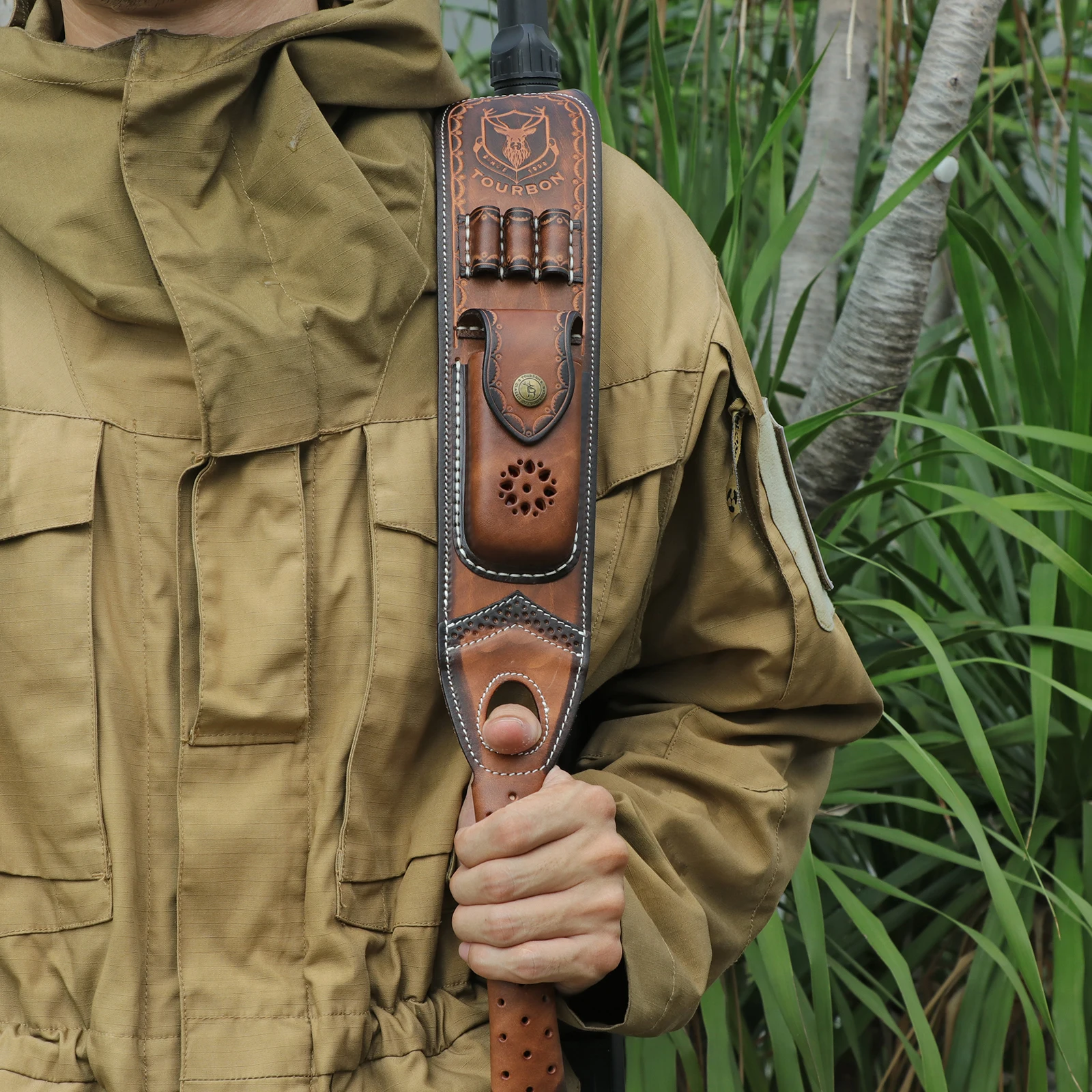 Ajuste de longitud 75–94 cm y control al transportar