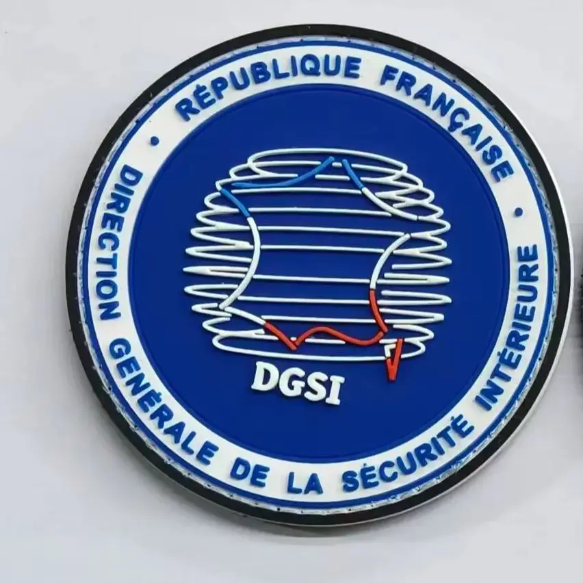 Parche termoadhesivo PVC 3D con etiqueta de silicona y logo para ropa - imagen 5