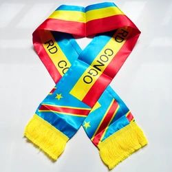 Bufanda satén doble cara estampada con borlas Selección Congo