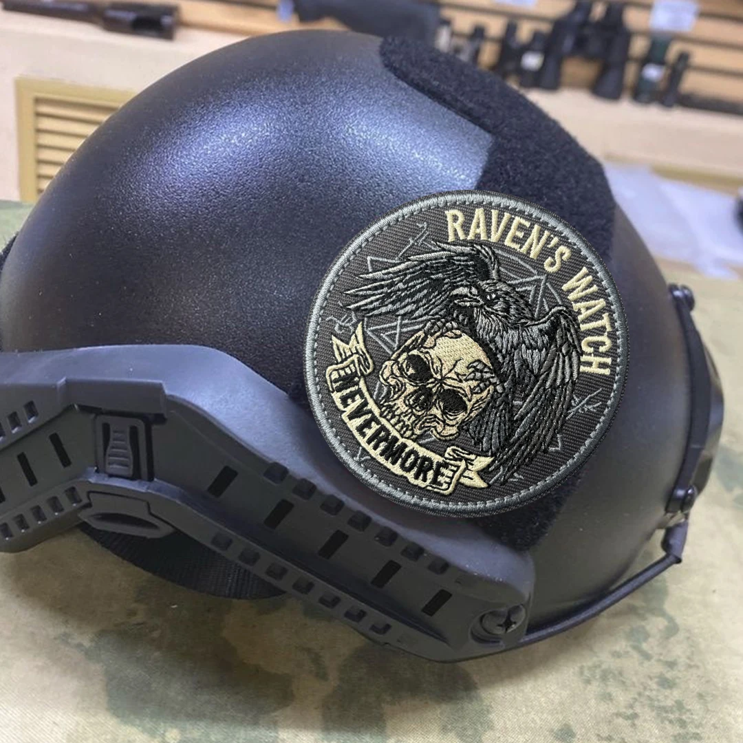 Parche táctico bordado calavera gótica cuervo Nevermore con velcro - imagen 5
