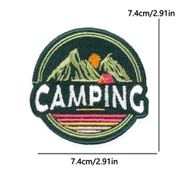 Parche bordado de montaña para coser en chaquetas y mochilas