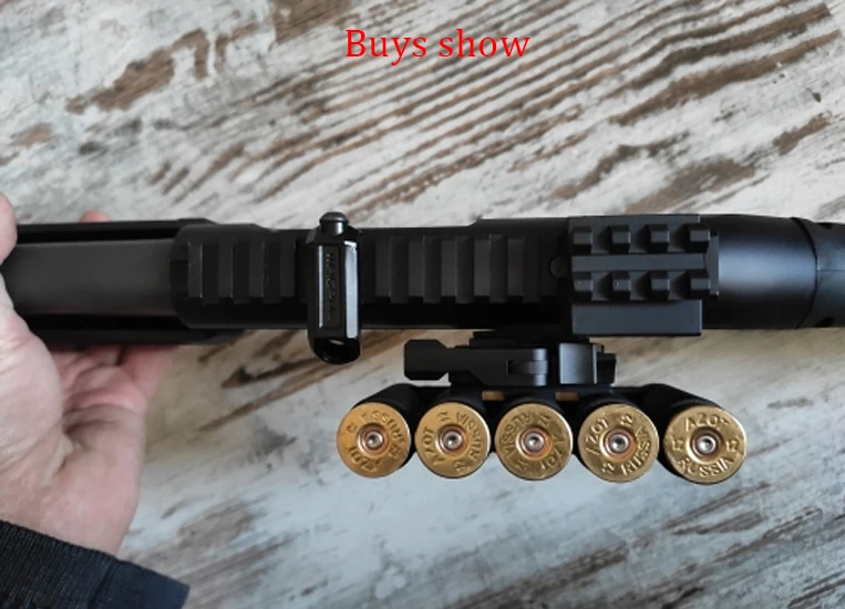 Soporte táctico con sistema de sujeción