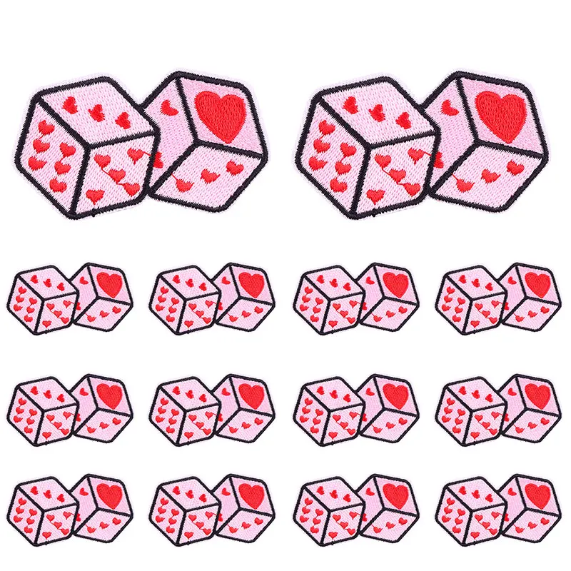 Parche bordado dados corazón – Personaliza tu equipamiento