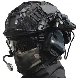Casco airsoft FAST con visor, gafas y linterna táctica