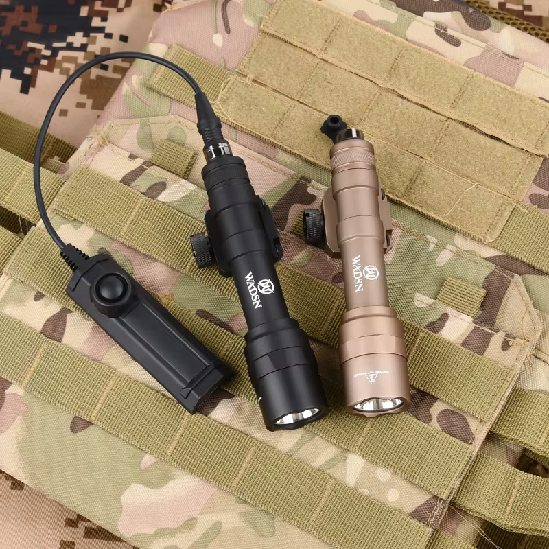 WADSN M300 linterna táctica con riel Picatinny y LED blanco - imagen 3