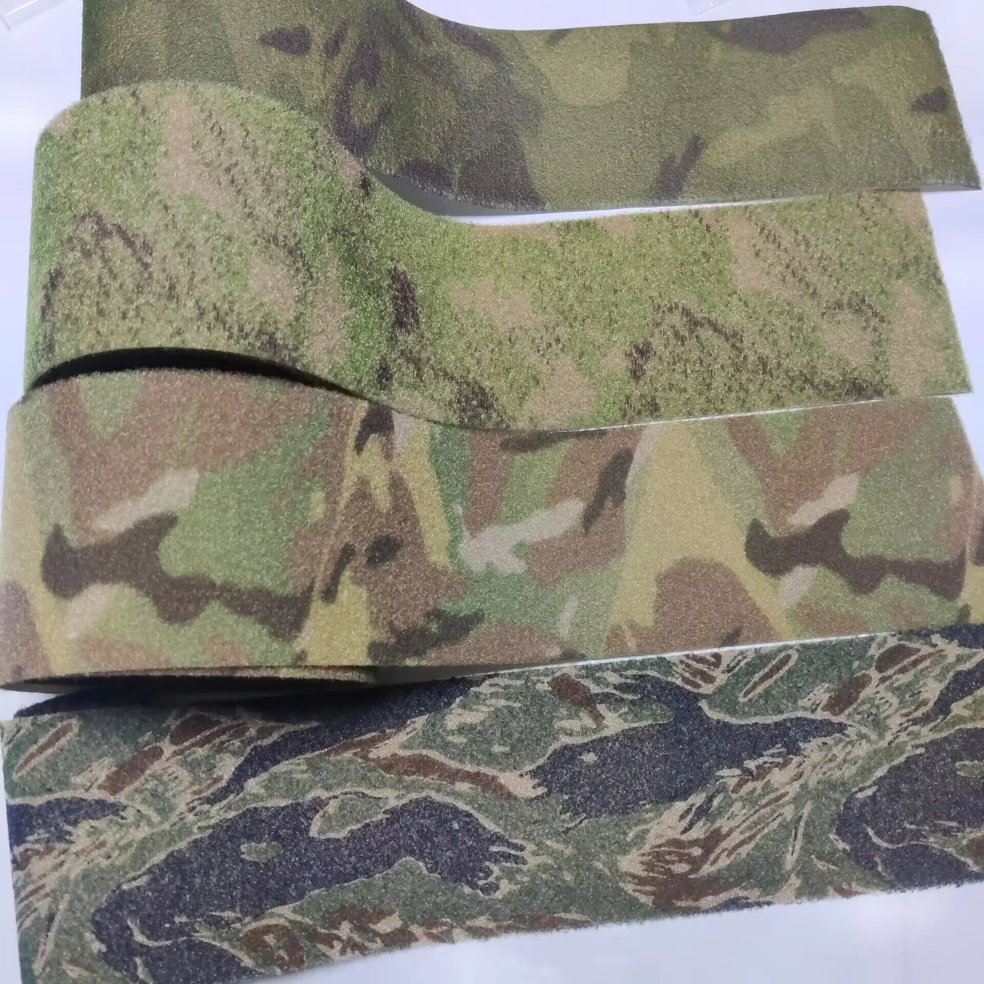 Funda camuflaje MC sin tiras adhesivas para mochila y ropa - imagen 4