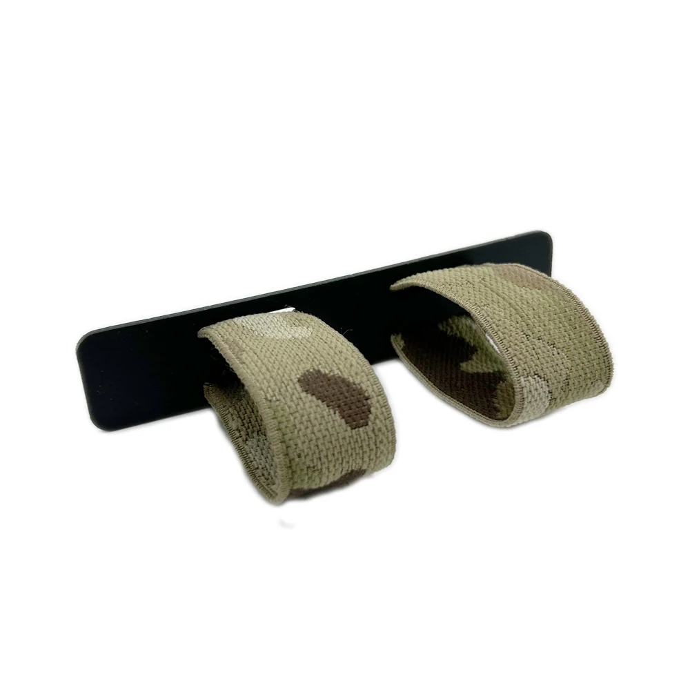 Soporte de torniquete táctico con sistema MOLLE