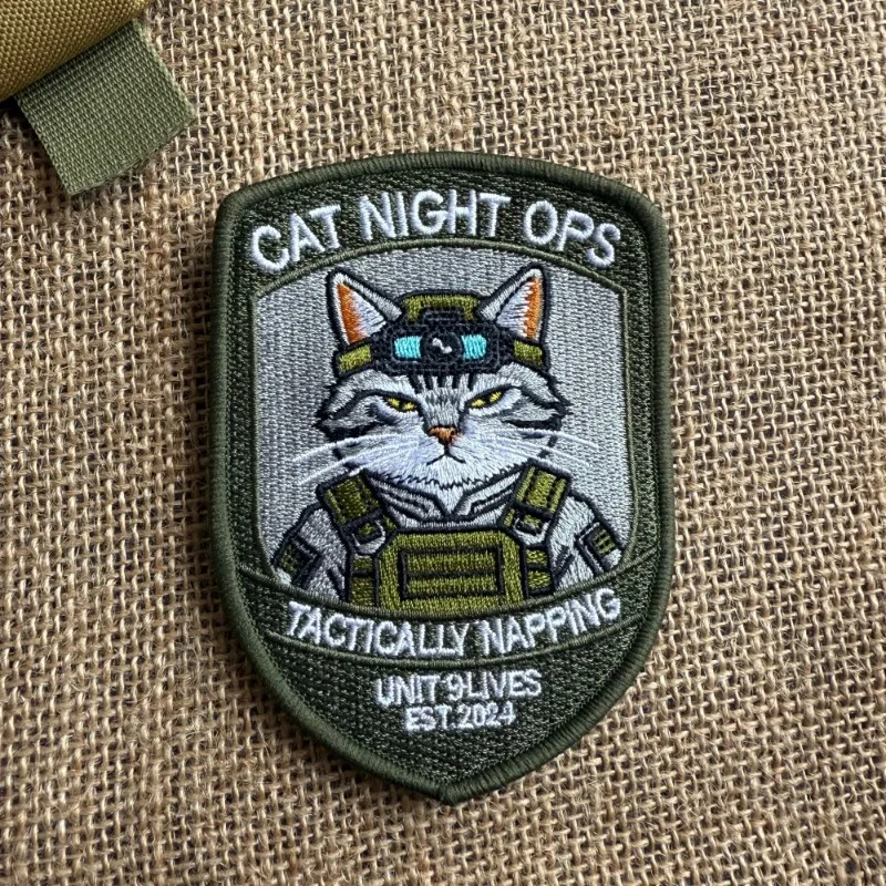 Parche bordado gatuno con gancho y bucle para chaleco y mochila - imagen 2