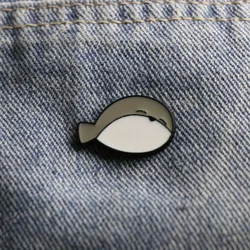 Pin esmalte tiburón dibujo animado para chaqueta y mochila