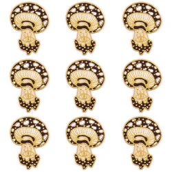 Conjunto de parches bordados termoadhesivos hongos dibujos animados
