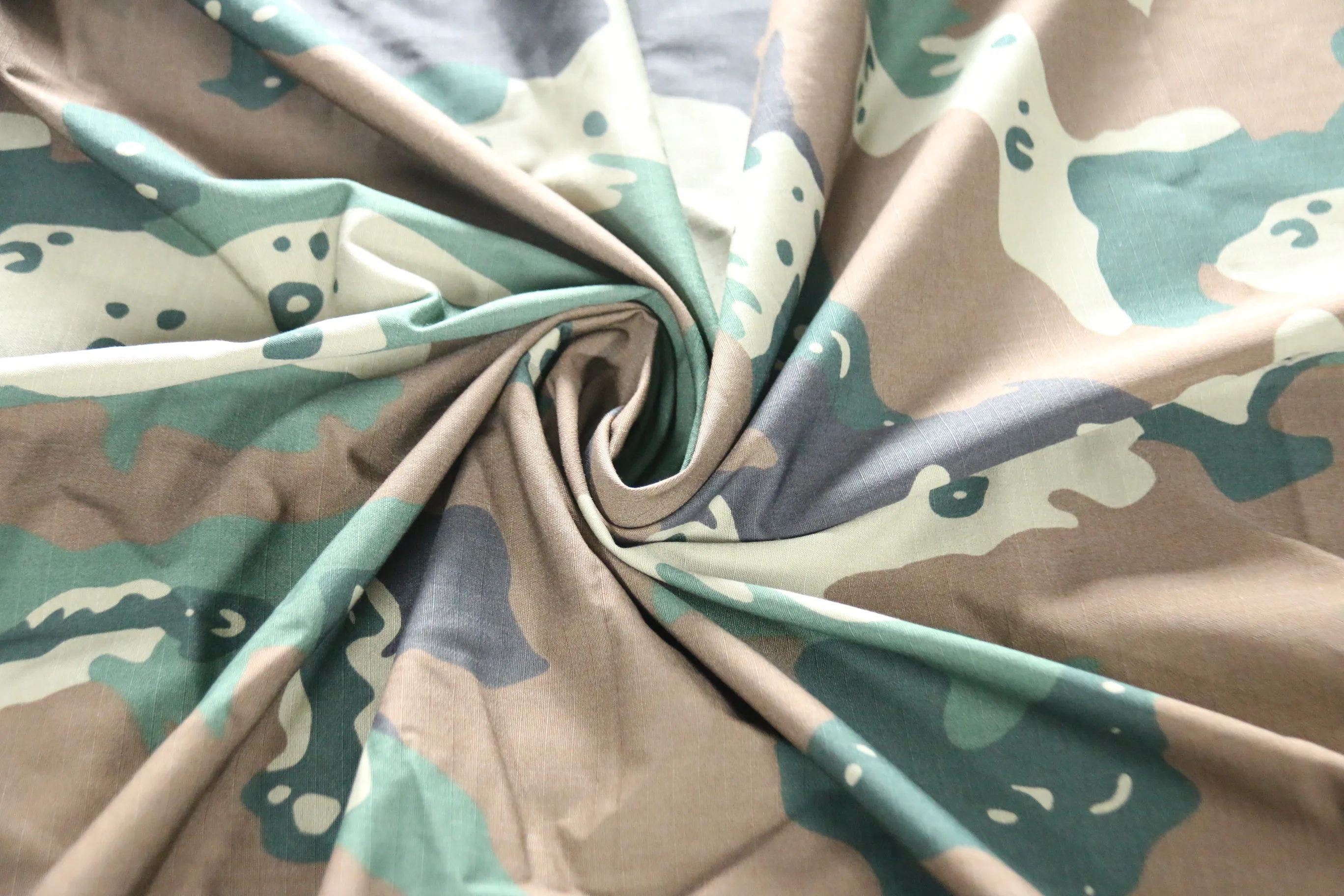 Tela táctica ripstop con camuflaje Sudáfrica, nylon-algodón - imagen 3