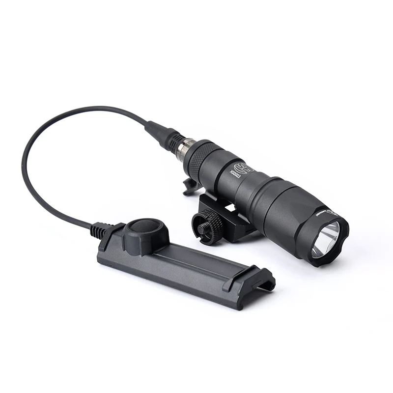 SureFire M300B/M300C: linterna táctica con interruptor remoto