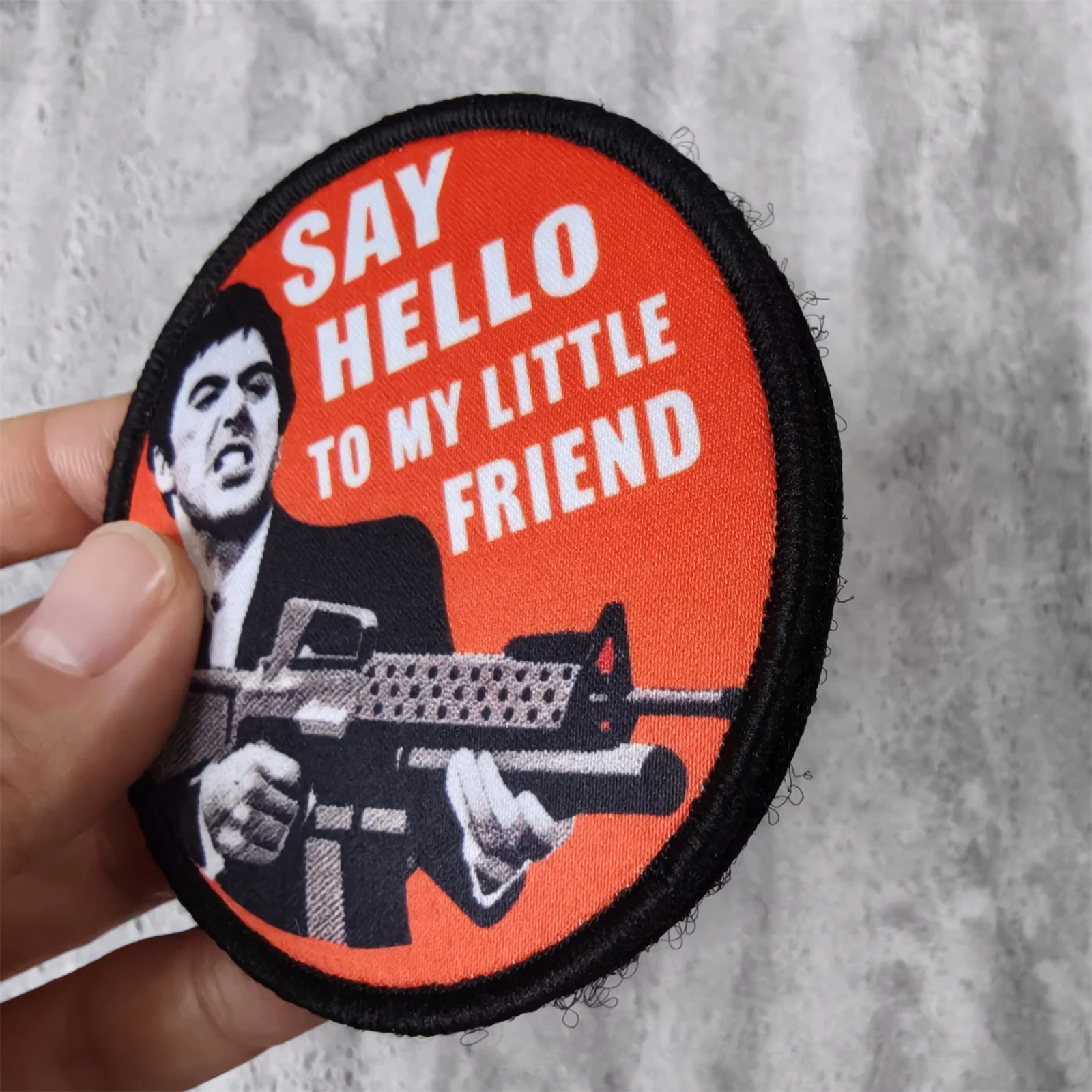 Parche decorativo con diseño retro y fijación de gancho y bucle