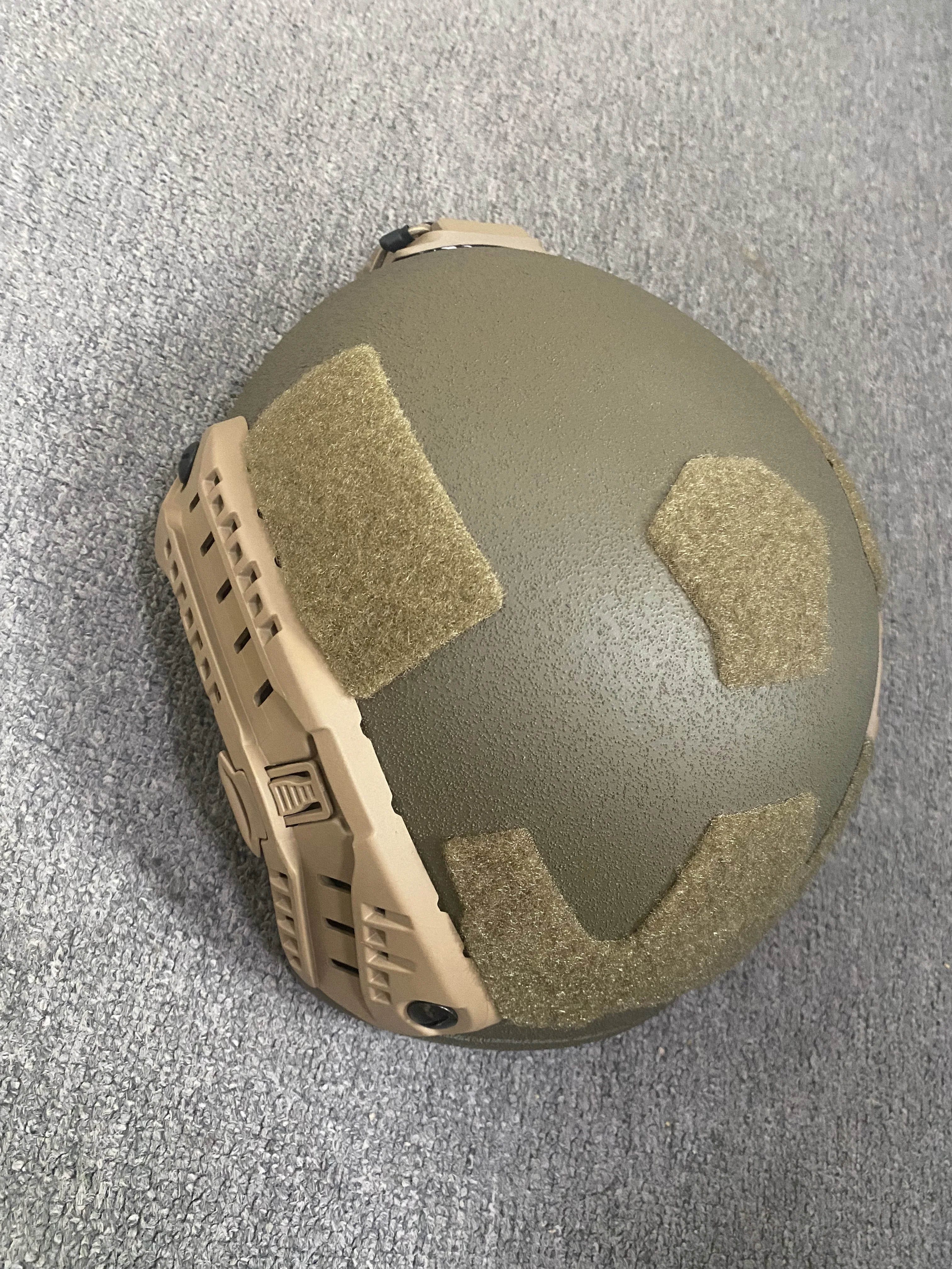Detalle del casco y perfil alto