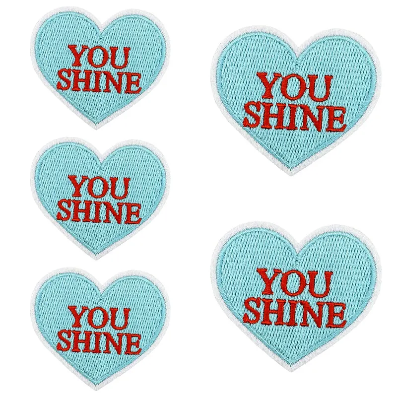 Parche termoadhesivo corazón amor – Para planchar en ropa y mochila - imagen 3