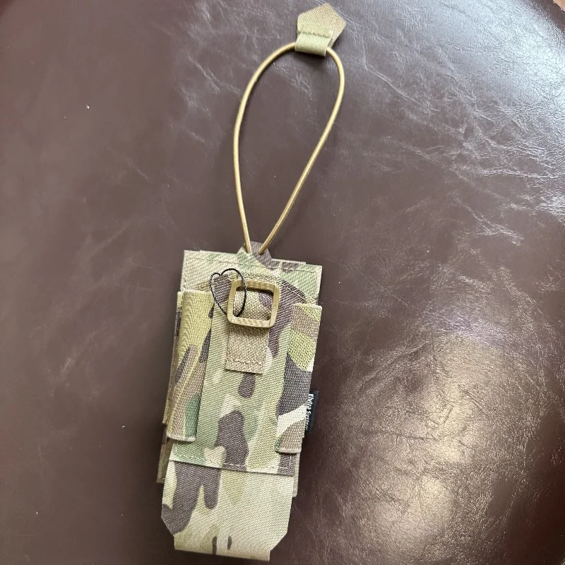 Bolsa táctica MOLLE regulable en altura para radio grande - imagen 3