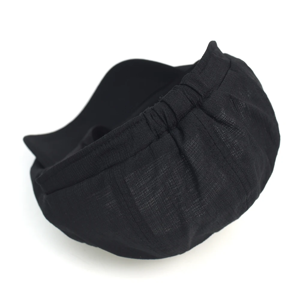 Gorra tipo malla con visera