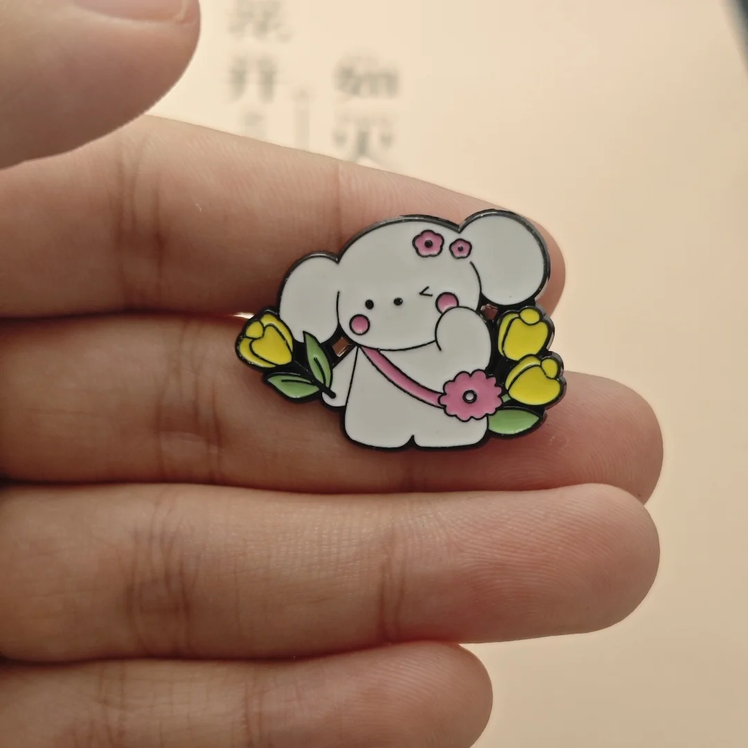 Broche metálico conejo dibujo animado para niña - imagen 2