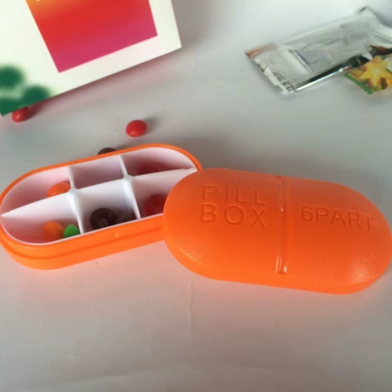 Caja de medicamentos portátil mini con compartimentos