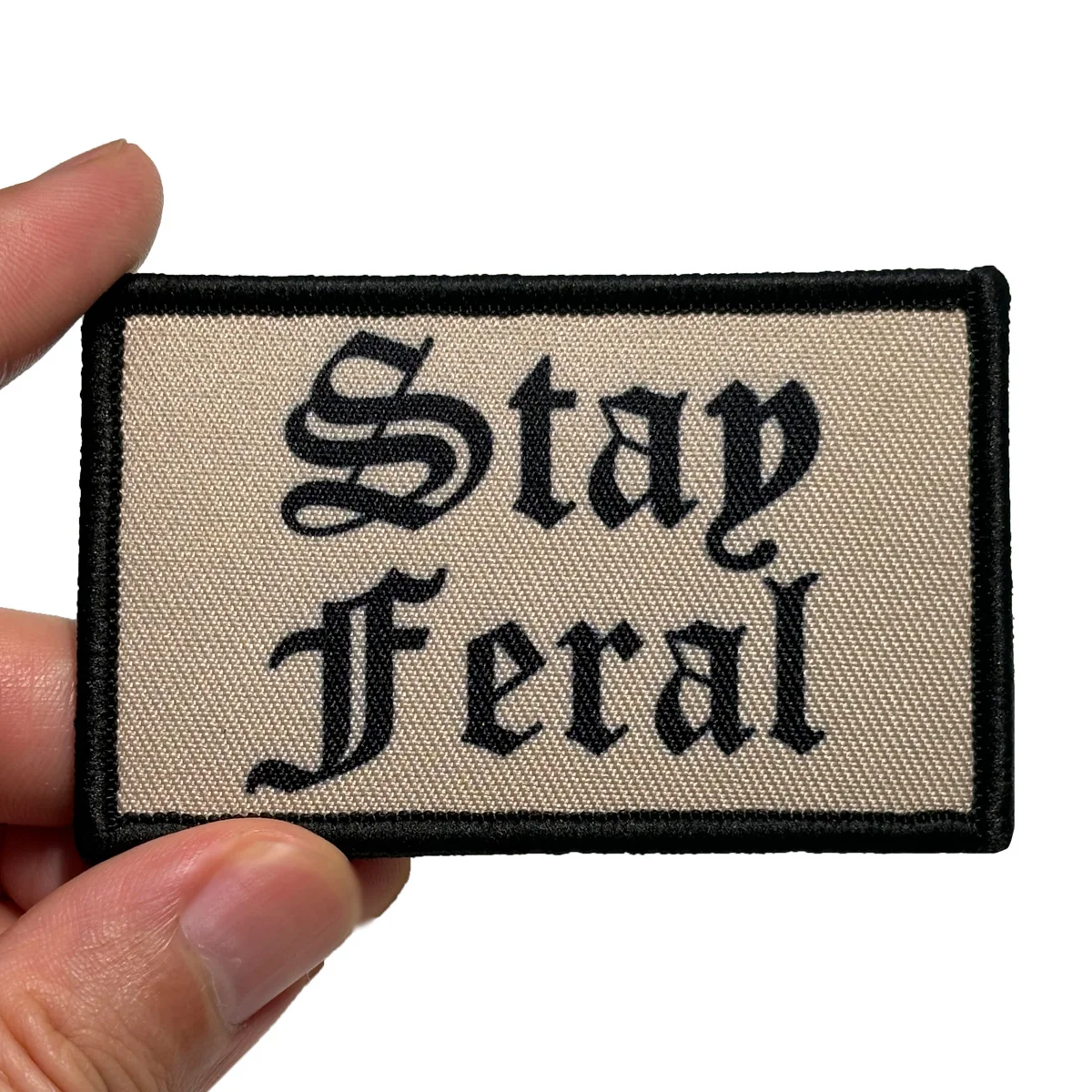 Parche táctico Stay Feral con velcro 5x7 cm - imagen 3
