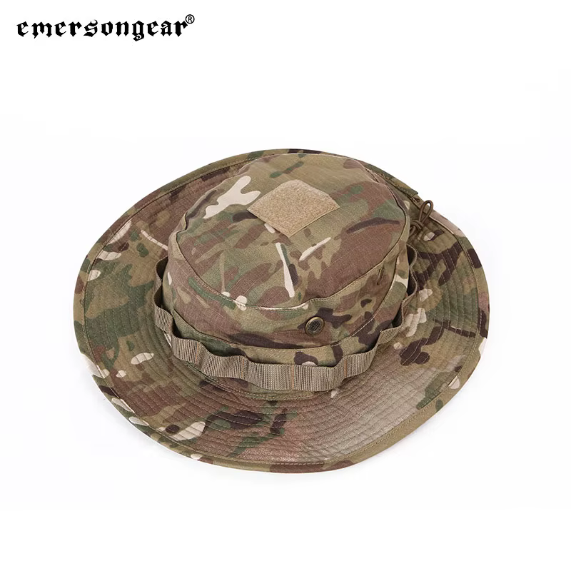 Ejemplo de camuflaje Multicap en entorno boscoso