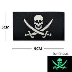 Cráneo pirata bordado parche reflectante táctico para mochila