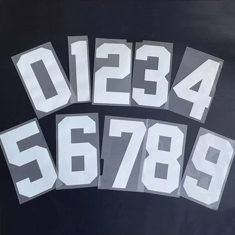 Parche termoadhesivo números blanco y negro para jersey