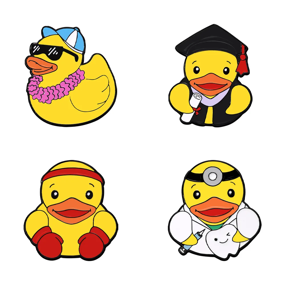 Pin esmaltado pato y capibara de solapa, animales de dibujo animado