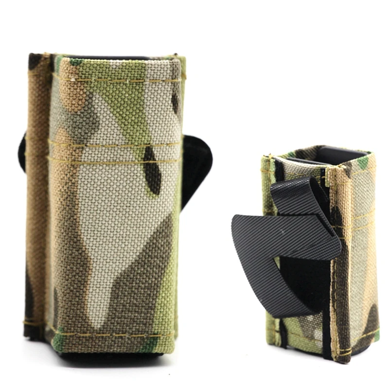 Portacargador táctico MOLLE con clip cinturón y linterna LED - imagen 5