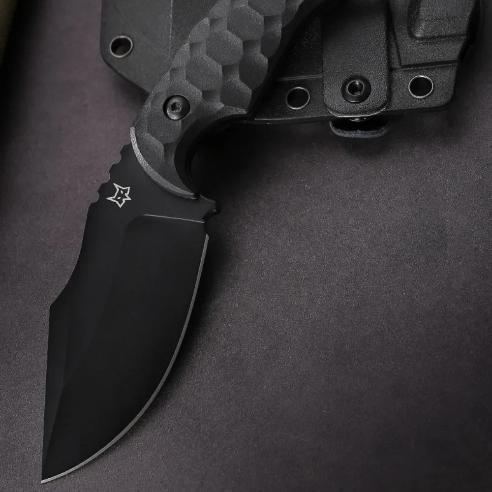 Vista del cuchillo y funda