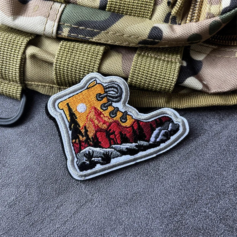 Parche bordado táctico de paisaje militar con velcro para ropa - imagen 5