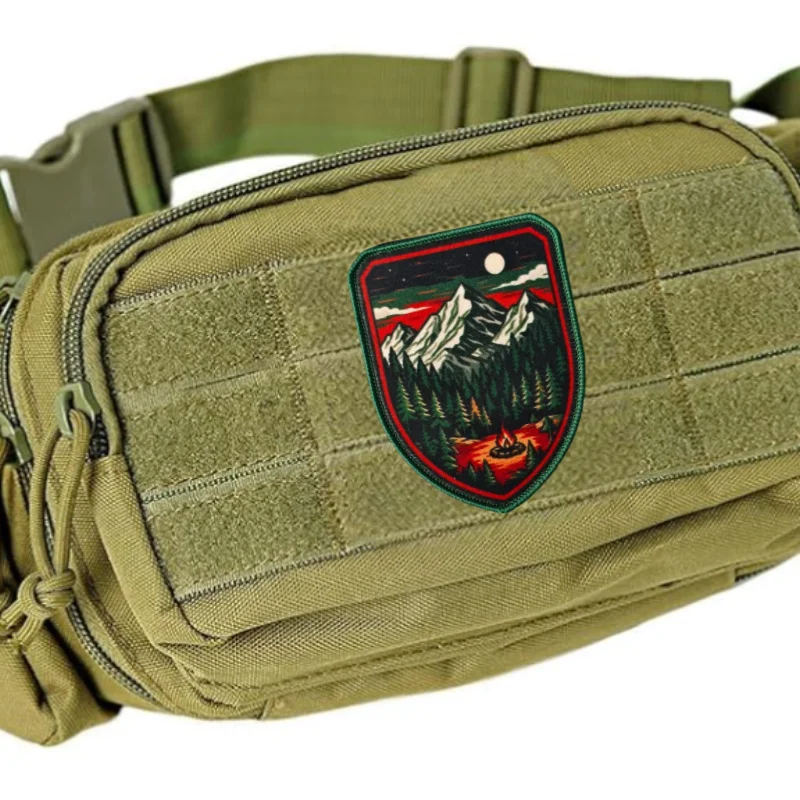 Parche de velcro bosque aventura para chaleco táctico y mochila