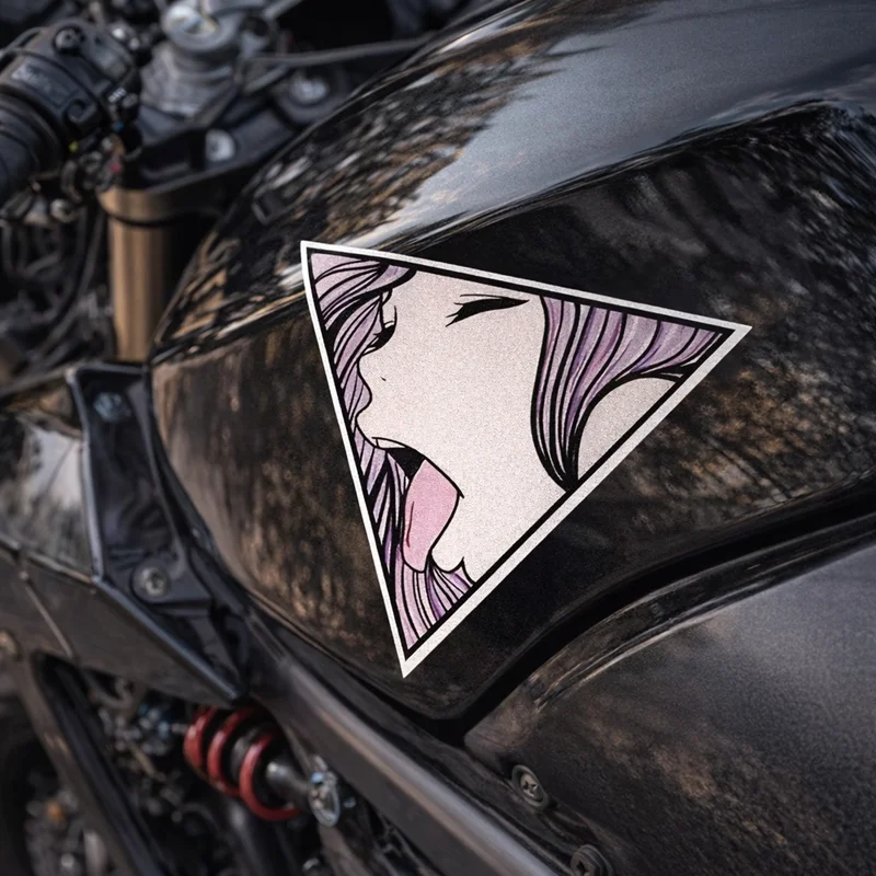 Pegatina reflectante impermeable – Chica anime sexy para coche o moto - imagen 2