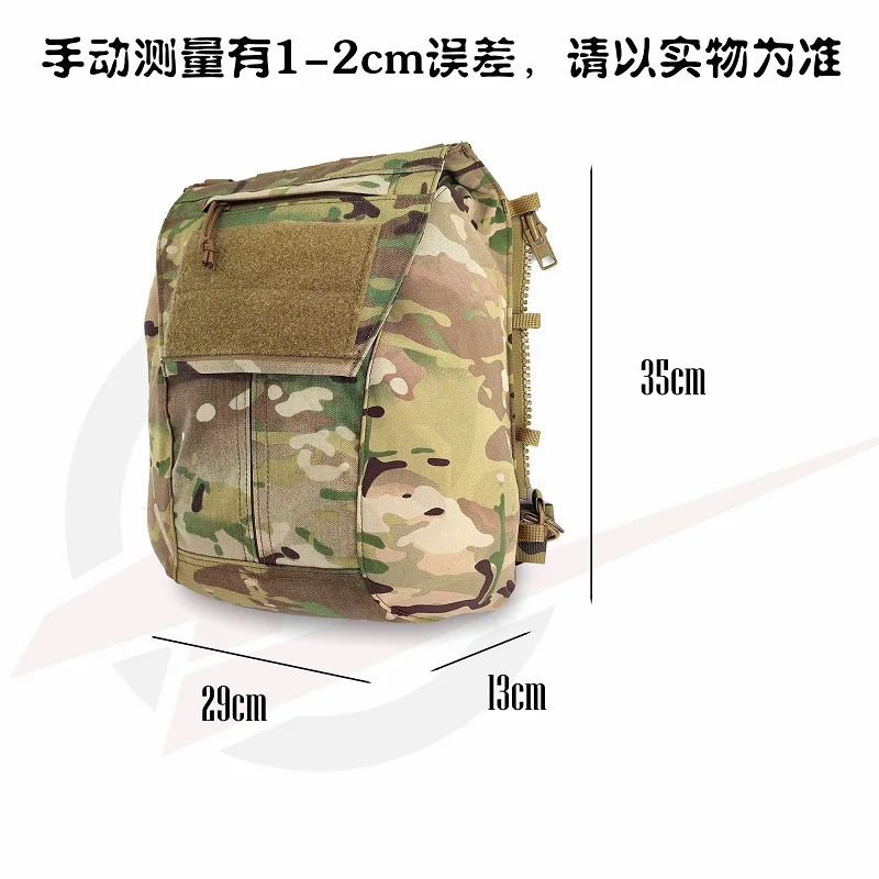 Mochila con adaptador de cremallera en una configuración táctica