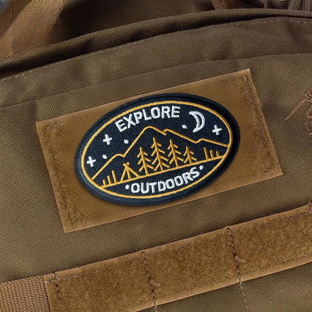 Parche bordado táctico montaña salvaje con Velcro para mochila - imagen 3