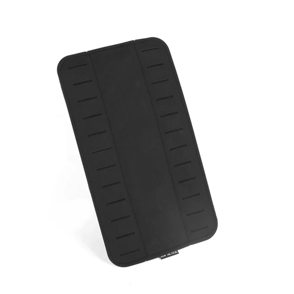 Vista lateral y compartimentos de la mochila táctica FLATPACK