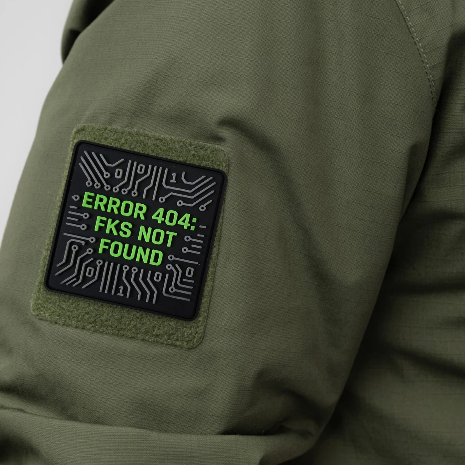 Parche PVC táctico Error 404 con velcro para mochilas - imagen 2
