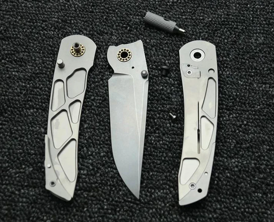 Vista del cuchillo plegable Waka