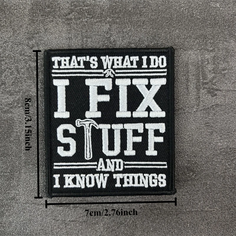 Parche I FIX STUFF aplicado sobre una superficie textil