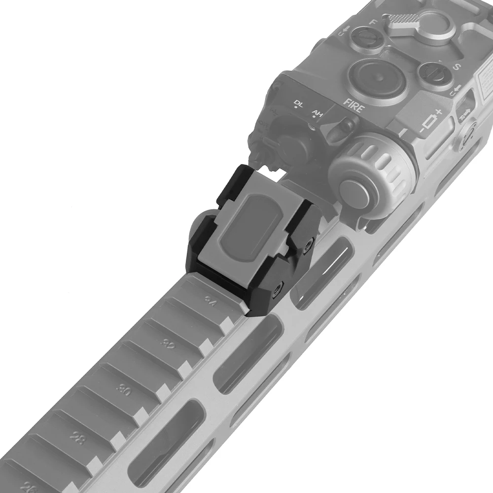 Adaptador Picatinny para interruptor de linterna táctica, base rápida - imagen 4