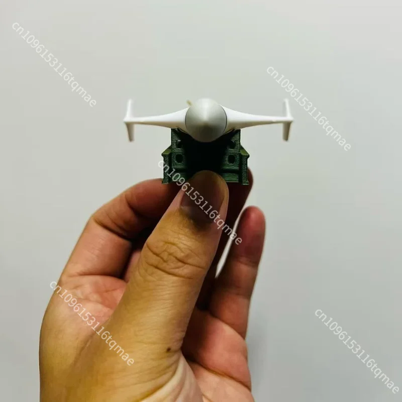 Maqueta decorativa del dron iraní Shahed-136 impresa en 3D