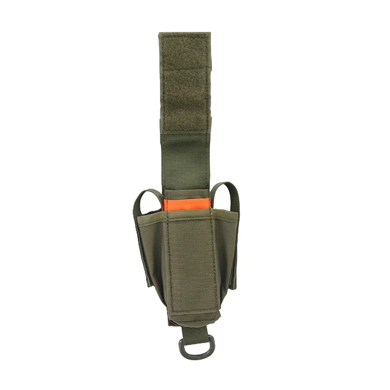 Bolsa instalada en mochila MOLLE