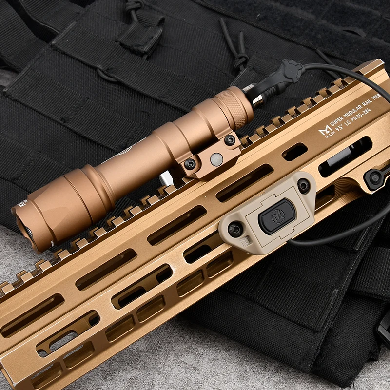 Linterna Táctica SureFire M300 M600 LED MLOK Riel 20mm - imagen 4