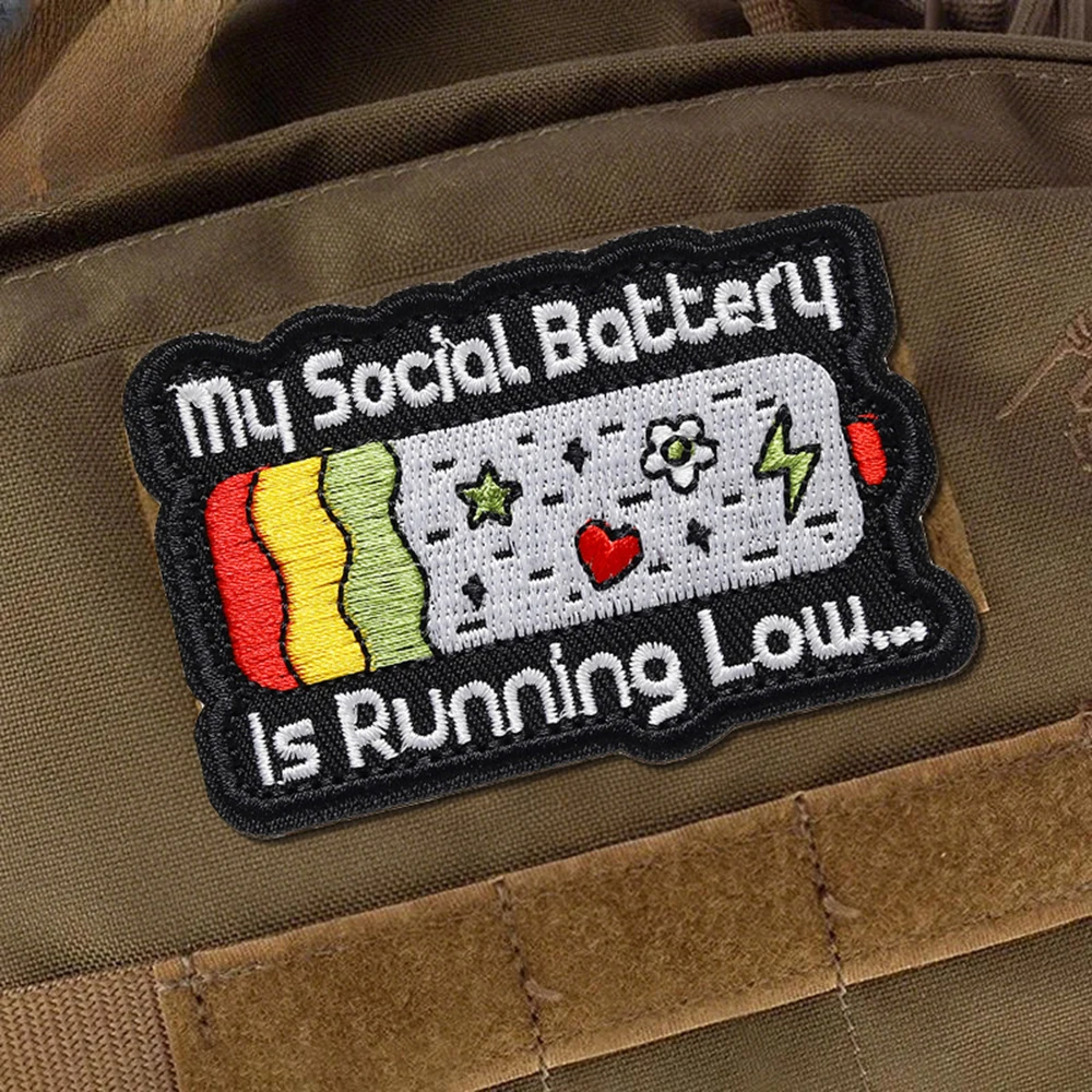 Parche de moral MOLLE velcro – Mi batería social baja - imagen 5