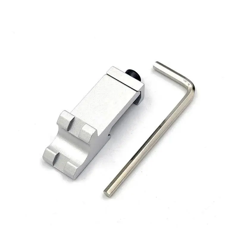 Adaptador lateral 45° para linterna táctica Picatinny - imagen 4