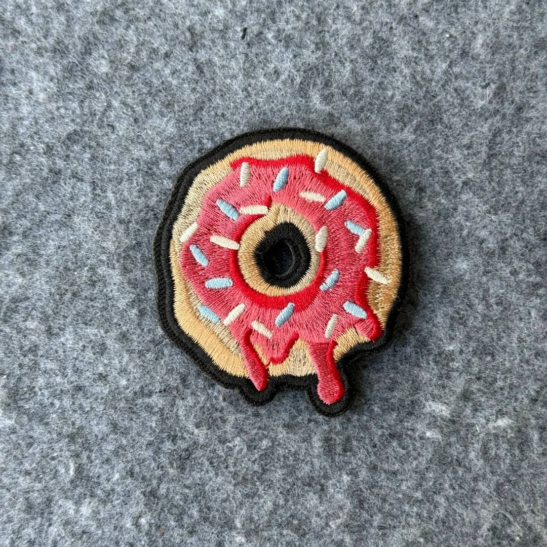 Vista del parche con detalles de color y forma de donut