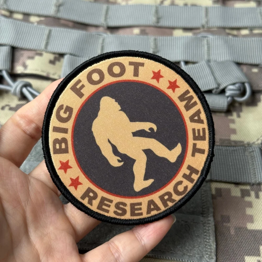 Parche moral Bigfoot – Insignia con gancho y bucle - imagen 5