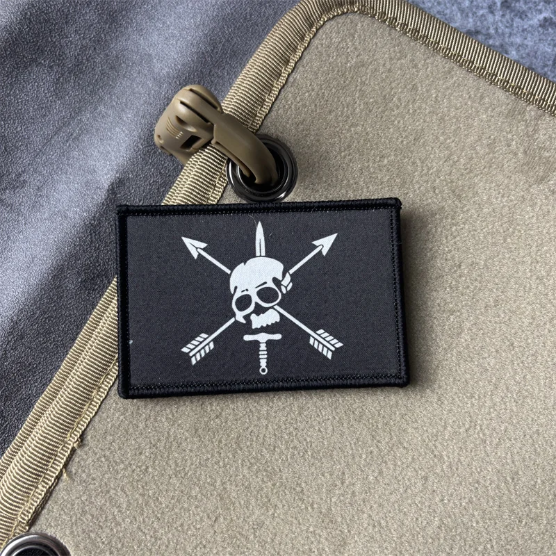 Parche táctico de calavera militar – Insignia de moral Velcro - imagen 2
